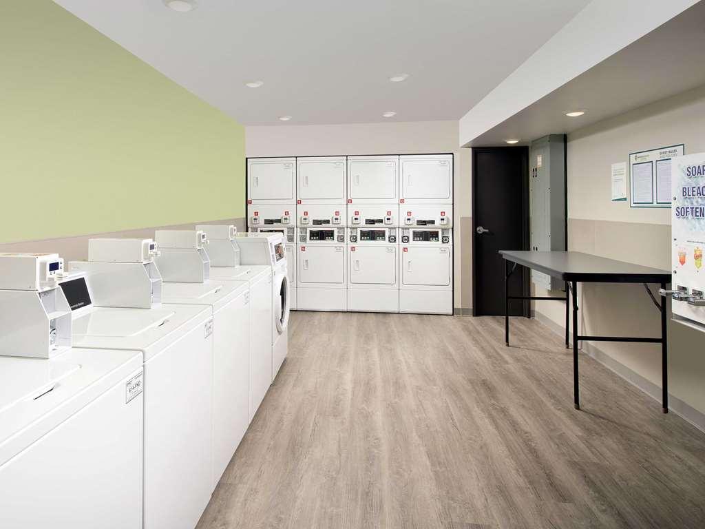 Woodspring Suites Houston 288 South Medical Center Konforlar fotoğraf